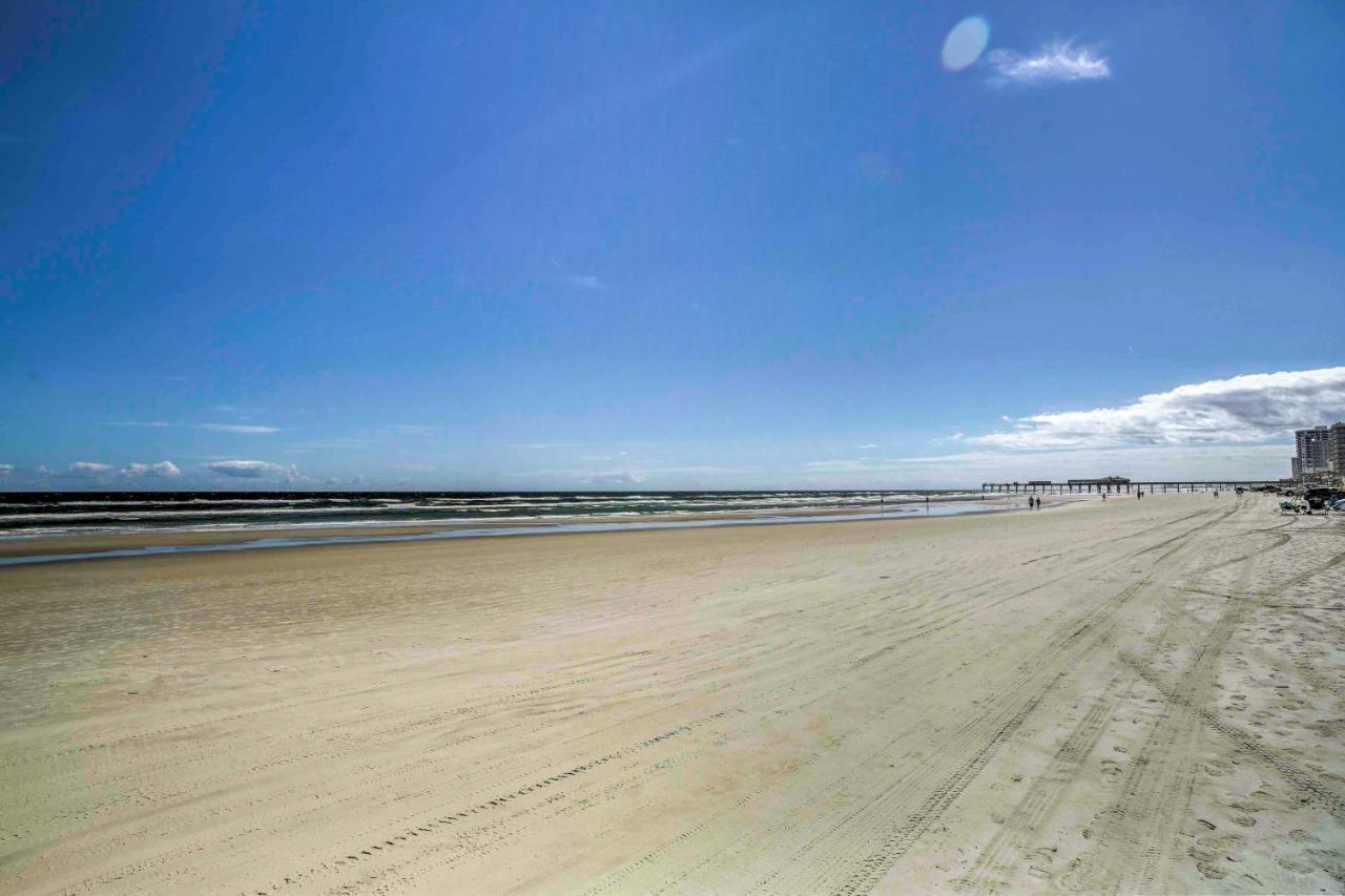 Breezy Daytona Beach Studio With Balcony And Views! Exterior photo